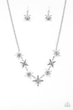 PAPARAZZI "DECKED OUT IN DAISIES" SILVER NECKLACE & EARRING SET
