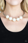 Paparazzi ♥ Welcome To Wall Street - White Necklace